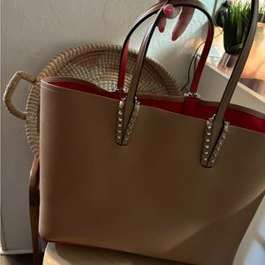 Christian Louboutin nude large cabata tote